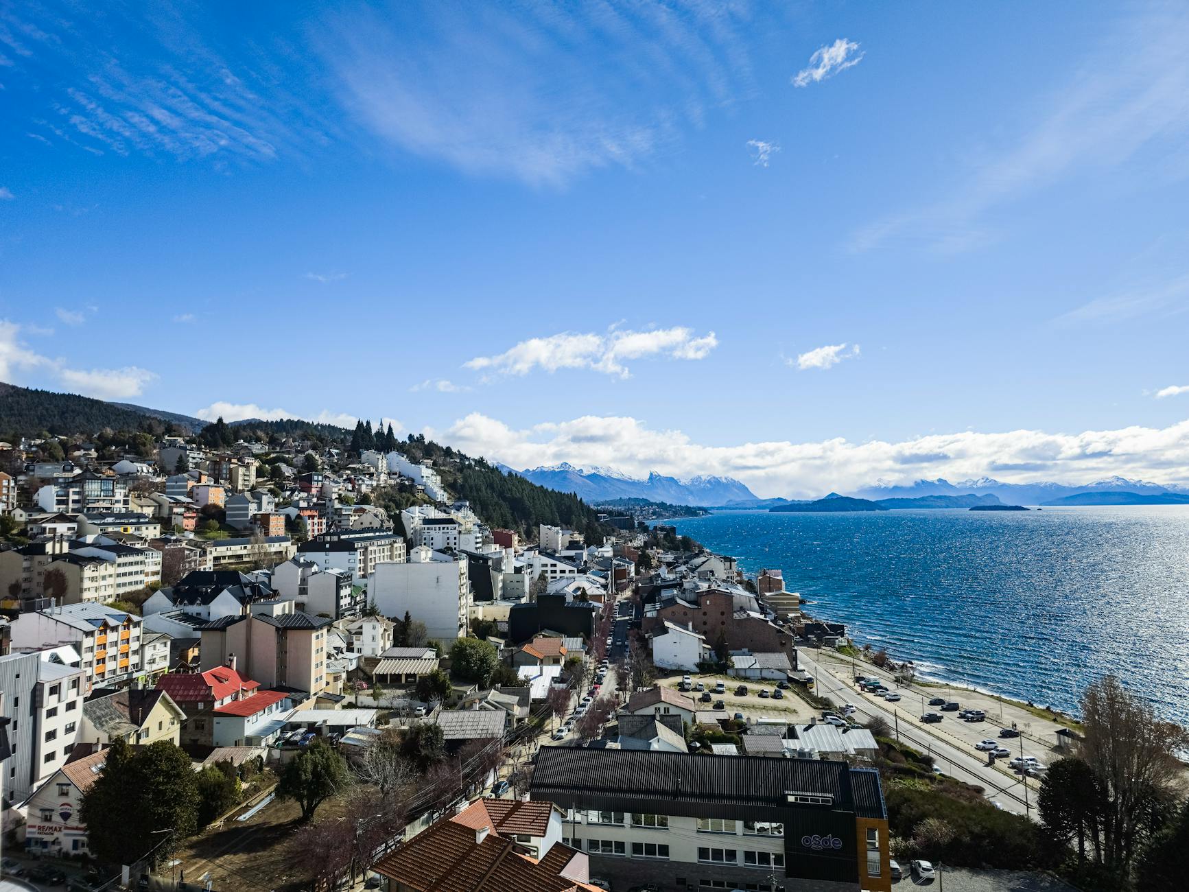 Bay đến Patagonia 2026: Santiago hay Buenos Aires – Cửa ngõ tối ưu cho hành trình độc bản?