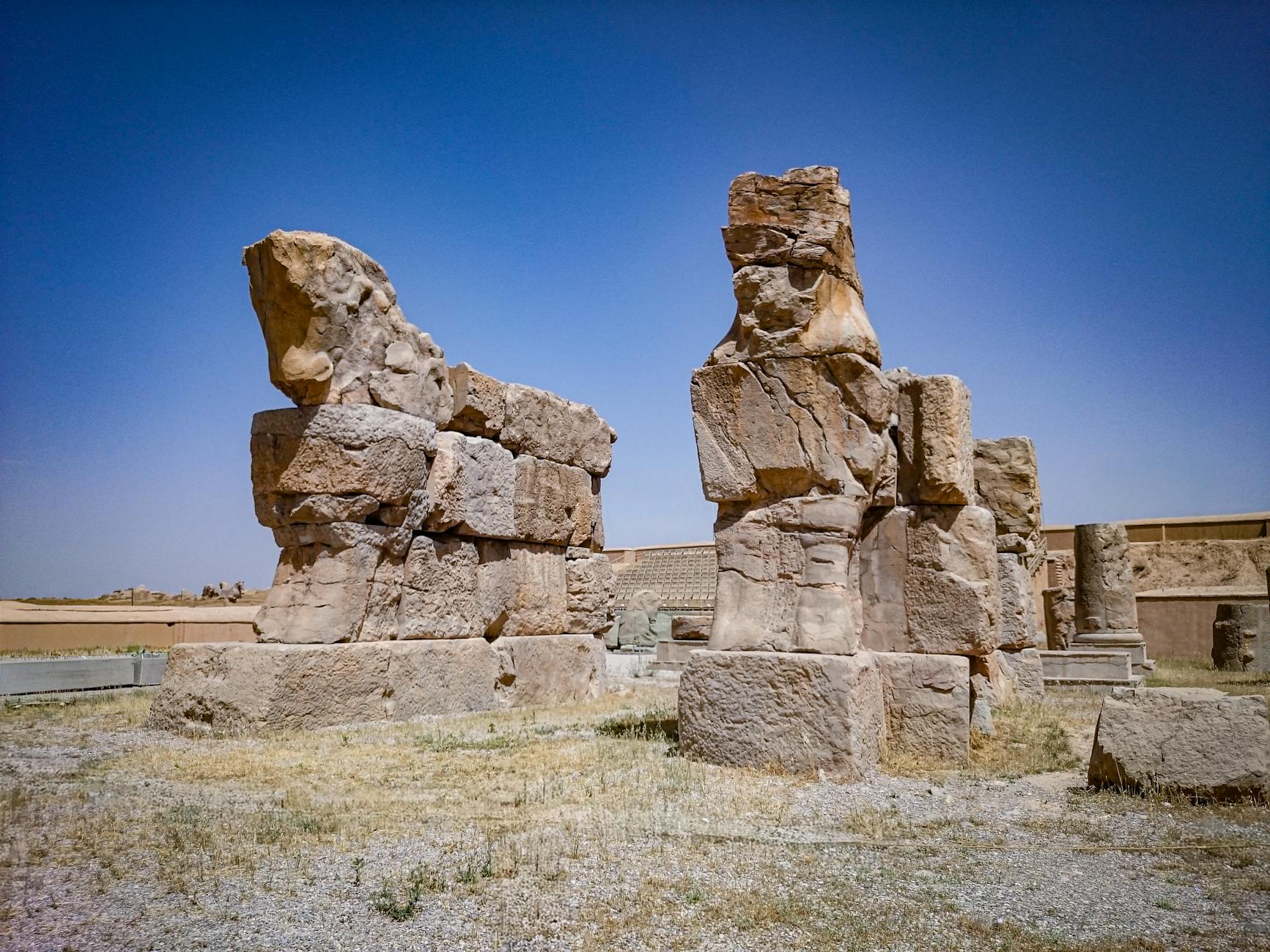 Nghệ thuật Tarof trong văn hóa Iran
