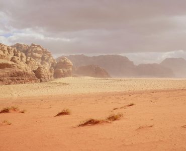 Thung lung Mat Trang Wadi Rum voi dia hinh sa thach dac trung
