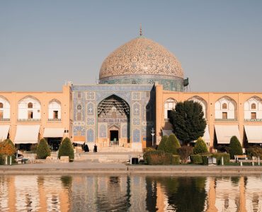 Mon Fesenjan Iran nuoc sot luu oc cho