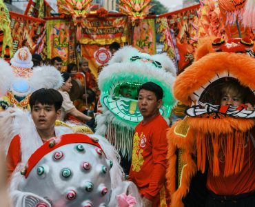 Nguoi An Do choi le hoi Holi voi nhieu mau sac