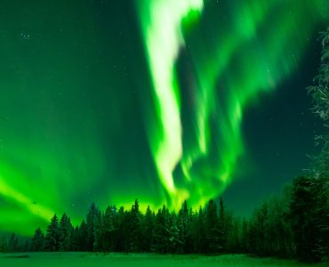Iglu kinh Kakslauttanen duoi anh cuc quang