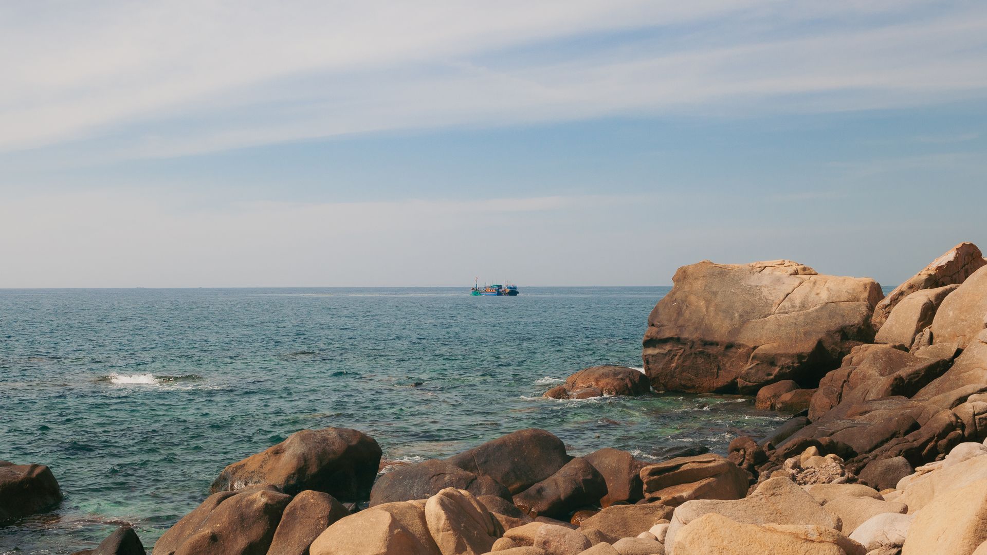 Tour Ninh Chữ - Vĩnh Hy 2N2Đ: Hang Rái - Làng Mông Cổ Tanyoli