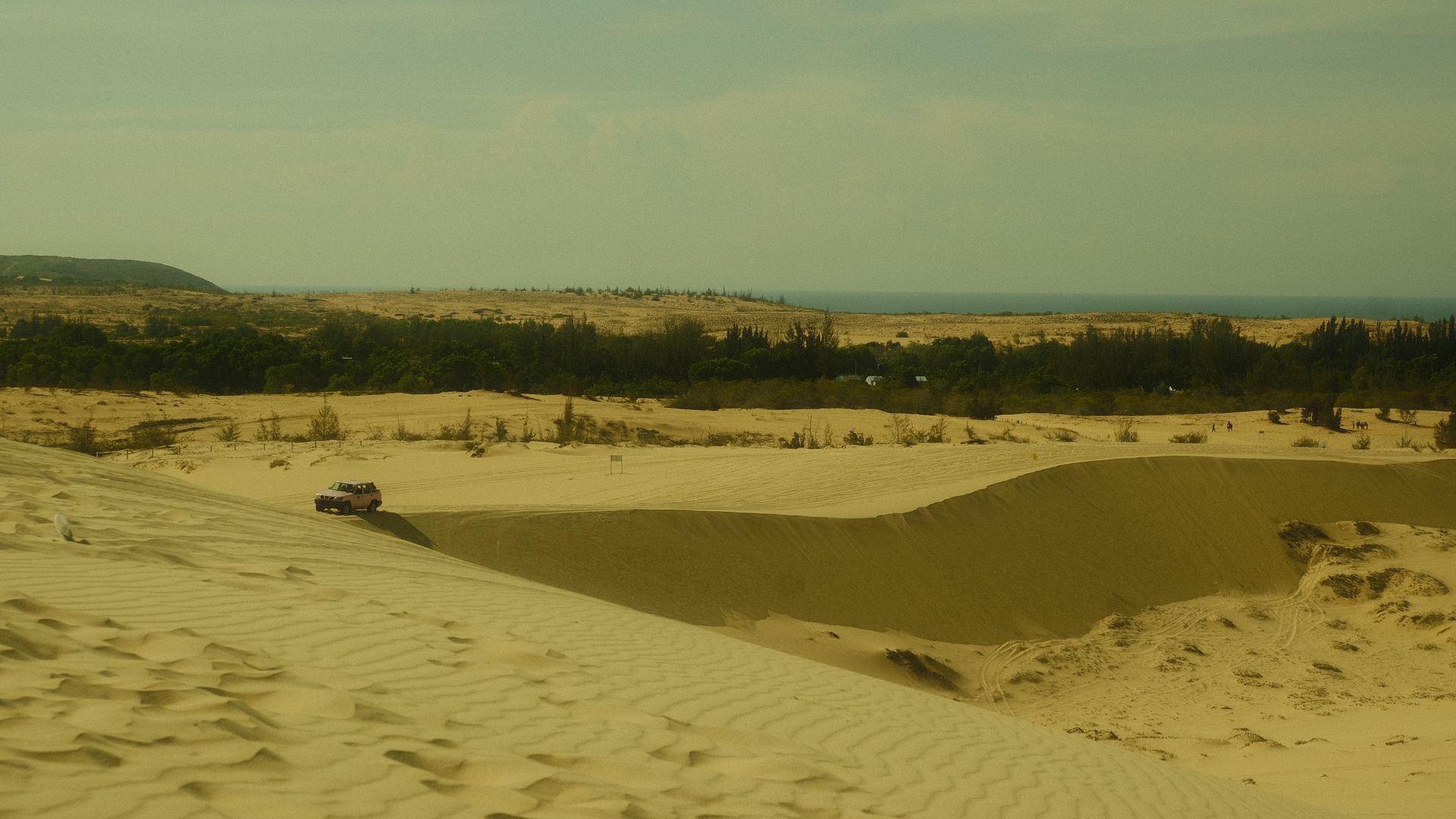 Tour Phan Thiết - Mũi Né 3N2Đ: Trải nghiệm Jeep Tour đồi cát