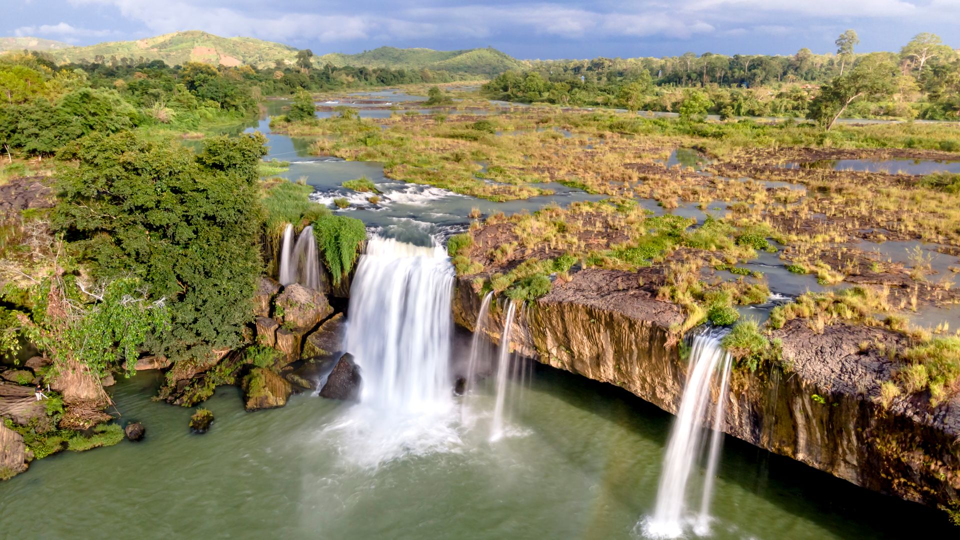 Tour Lễ Tết Đà Lạt 3N3Đ: Săn mây - Tea Resort Thác Prenn